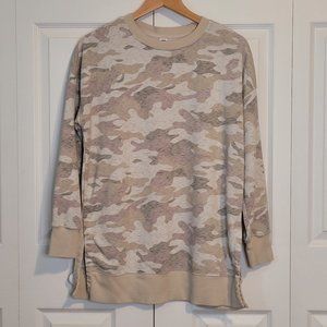 🍂 Old Navy Camo Sweatshirt